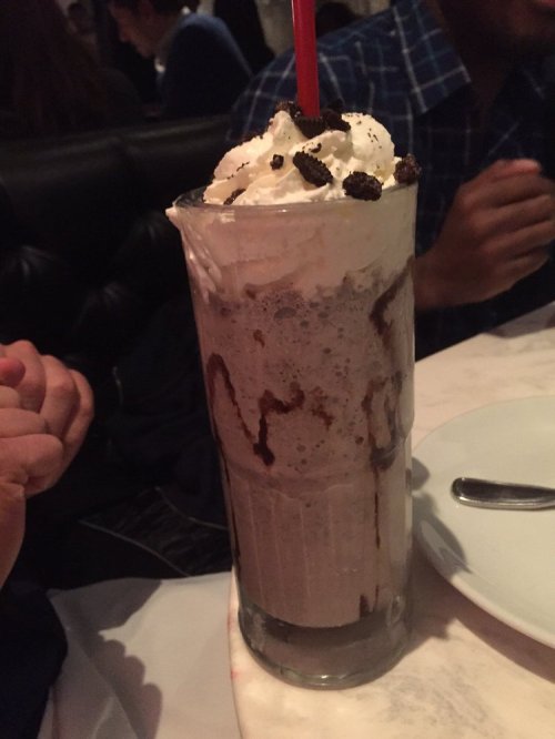 World Famous King Kong Sundae | Dress, Dine & Sparkle 12 sugarfactory_cookies