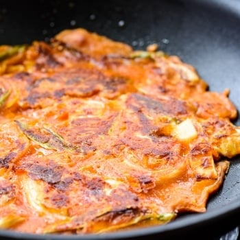 Kimchijeon (Kimchi Pancake) DSC0780 2 350x350 - Kimchijeon (Kimchi Pancake)