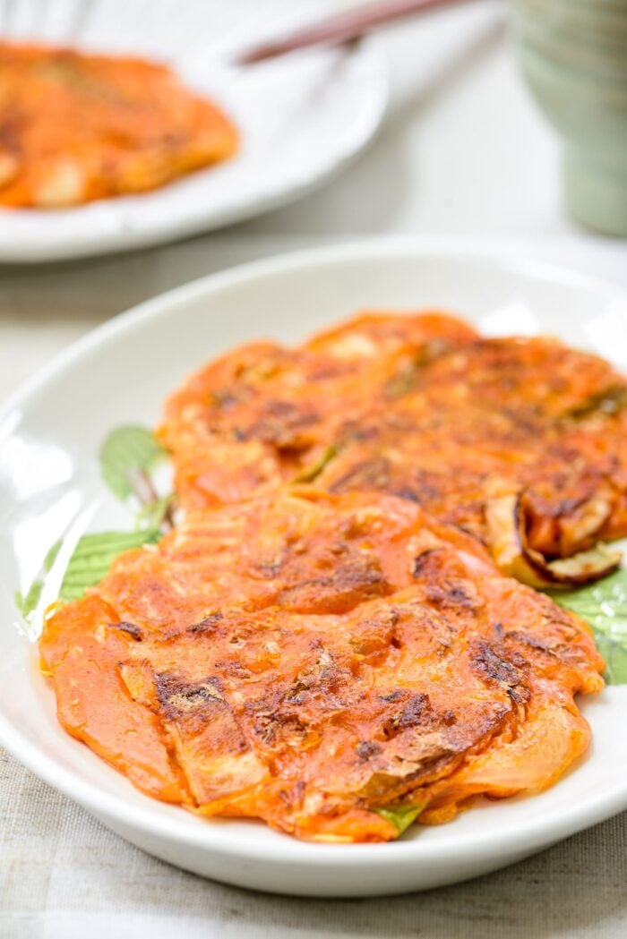 Kimchijeon (Kimchi Pancake) DSC1008 2 e1644441563975 - Kimchijeon (Kimchi Pancake)