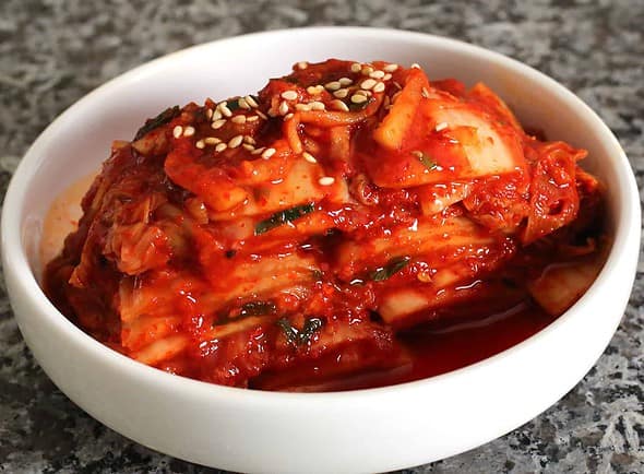 Traditional napa cabbage kimchi (Tongbaechu-kimchi: 통배추김치) 38 fermented kimchi (포기김치)