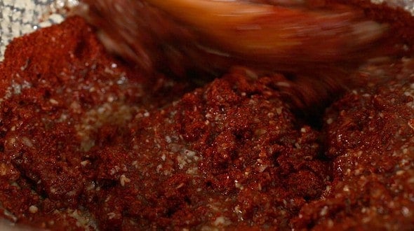 Traditional napa cabbage kimchi (Tongbaechu-kimchi: 통배추김치) 31 kimchi paste
