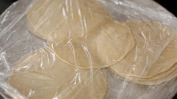 King-size kimchi dumplings (Kimchi-wangmandu) 30 dumpling wrappers