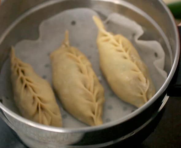 King-size kimchi dumplings (Kimchi-wangmandu) 50 mandu_in-steamer