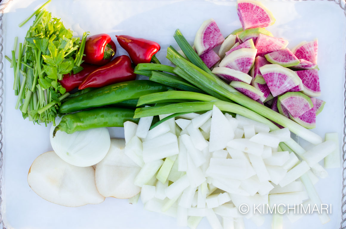 Water Kimchi (물김치 Mul Kimchi) with Watermelon Radish 17 Water Kimchi (Mul Kimchi) ingredients
