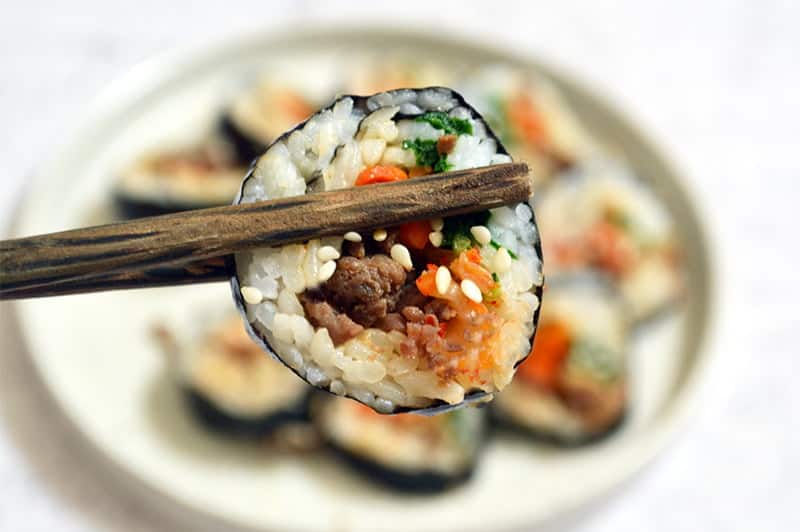Kimchi Kimbap - Jaja Bakes - http://heyreviewfood.com 17 kimchi kimbap