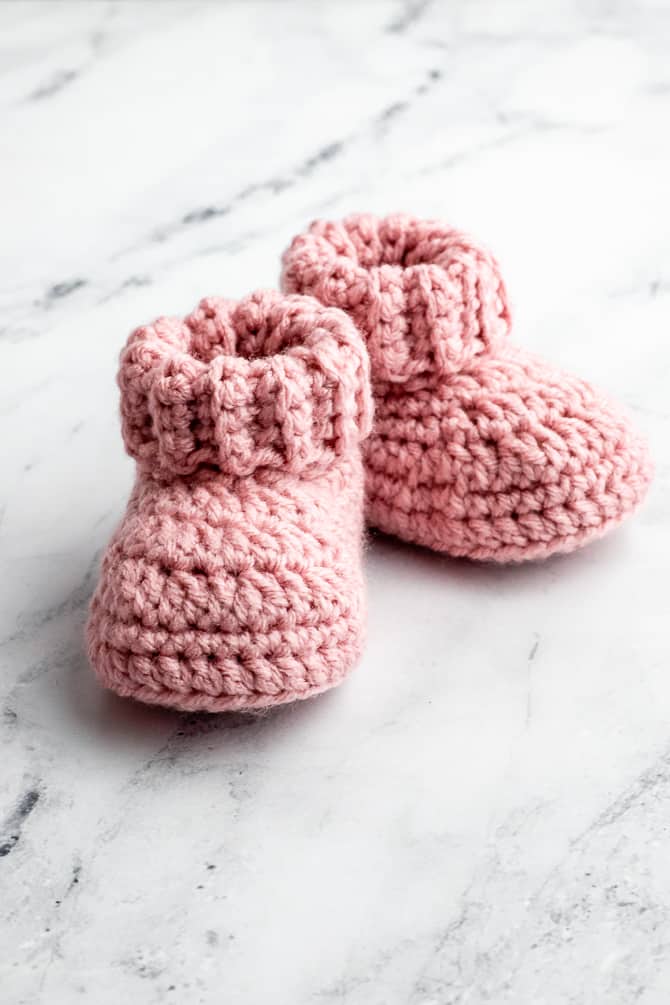Classic Crochet Baby Booties with Folded Cuff – Free Pattern 18 cuffed baby booties 9 2
