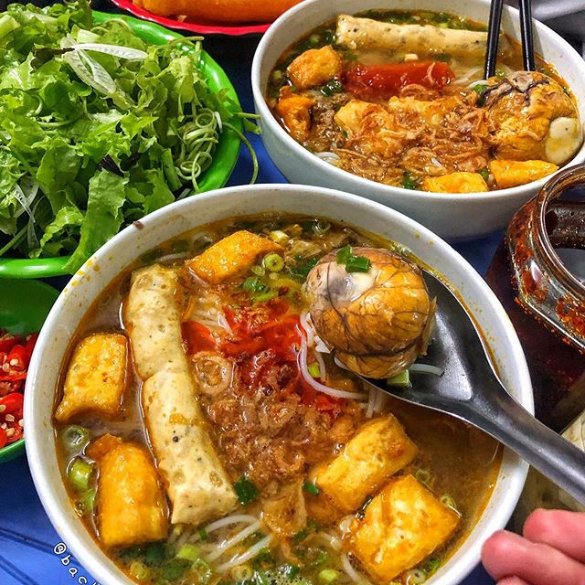 What-is-balut-egg-Lets- discover-how-to-eat-balut-in-Vietnam 8 What-is-balut-egg-Lets- discover-how-to-eat-balut-in-Vietnam 8