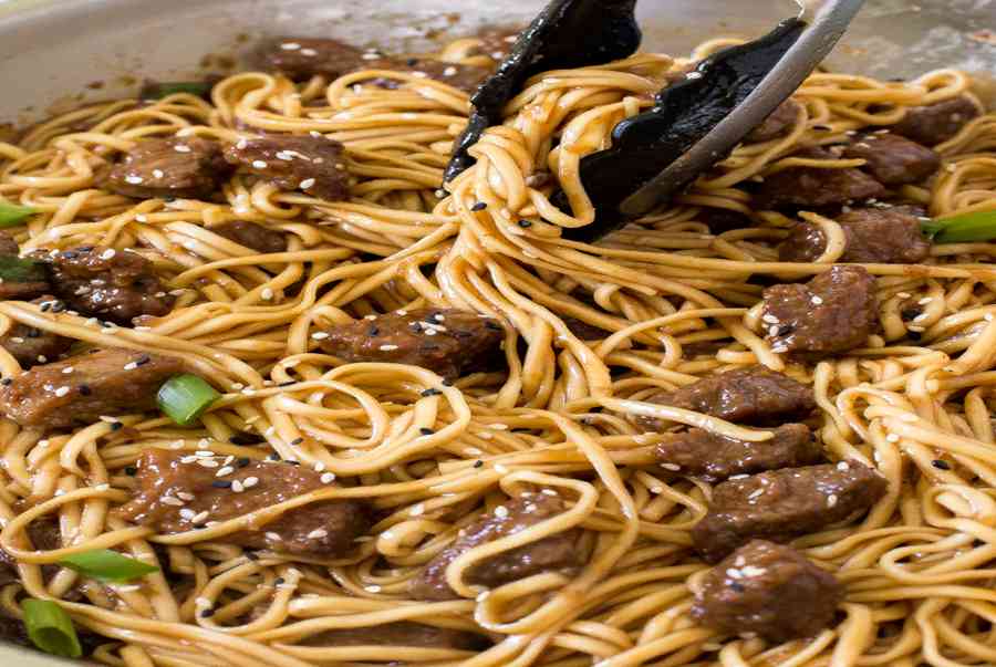 Beef Teriyaki Noodles | Hey! Review Food